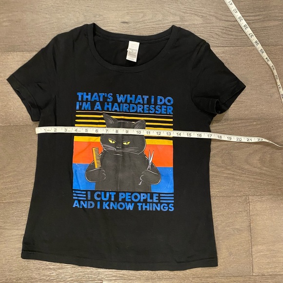 Hairdresser cat tshirt - Picture 1 of 3